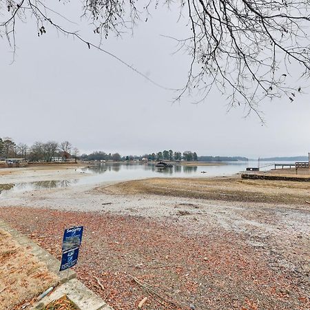 Grand Lakefront Home In Hot Springs With Boat Dock! Lake Hamilton Екстериор снимка