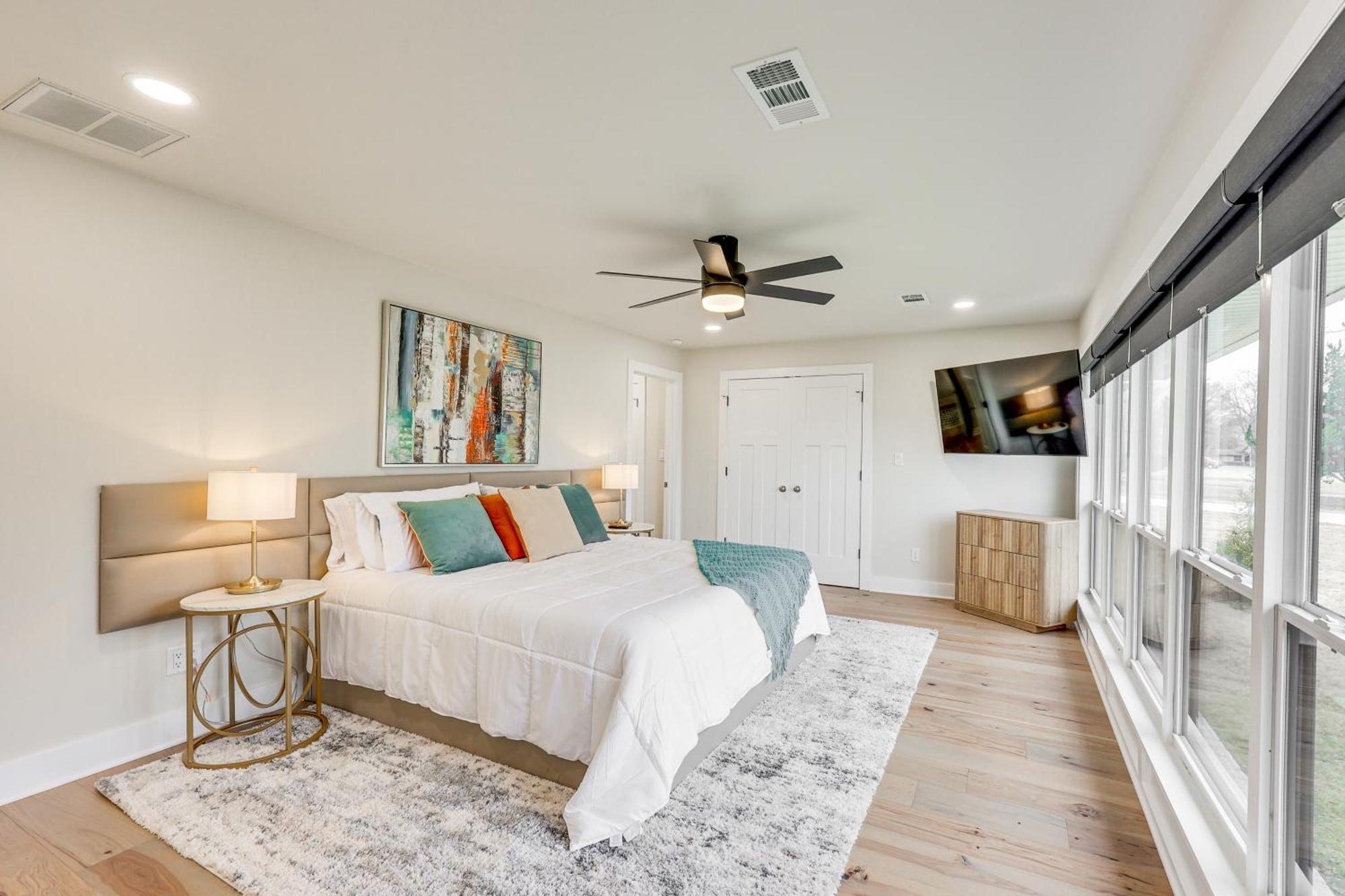 Grand Lakefront Home In Hot Springs With Boat Dock! Lake Hamilton Екстериор снимка